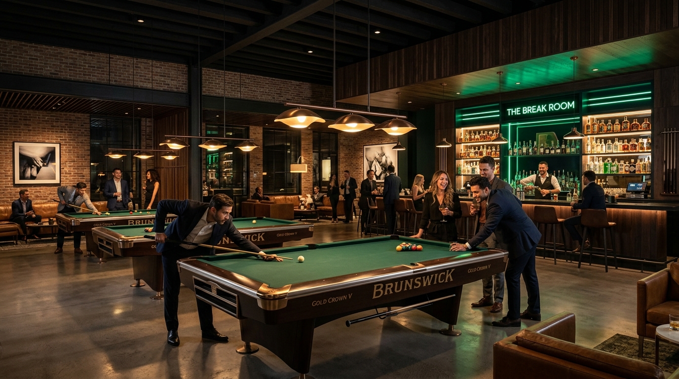 Club de Billar Moderno con Clientes